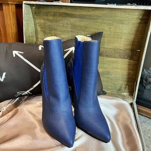 GX by Gwen Stefani boots NWOT